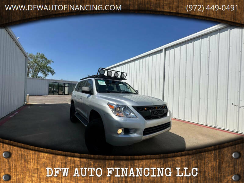 2011 Lexus LX 570's photo