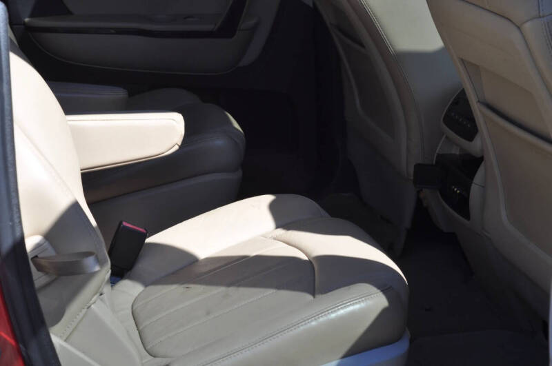 2012 GMC Acadia Denali