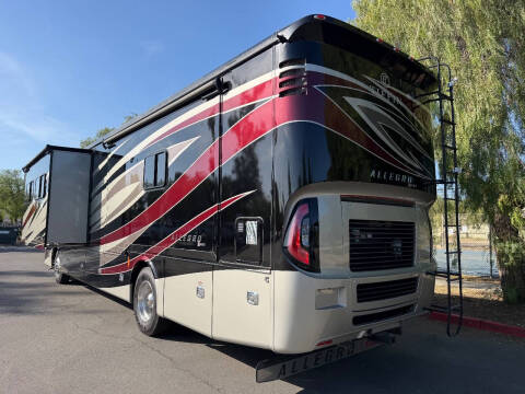 2018 Tiffin Allegro RED