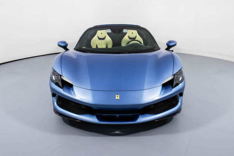 2024 Ferrari 296 GTS