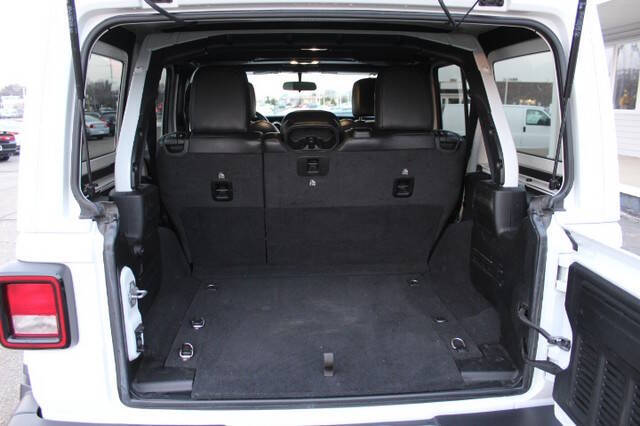 2021 Jeep Wrangler Unlimited Sahara Altitude