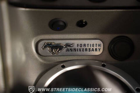 2004 Ford Mustang GT Deluxe