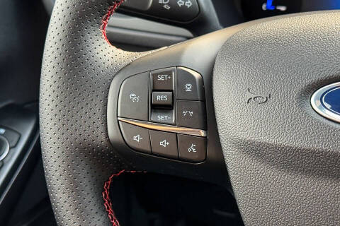 2025 Ford Escape ST-Line Select