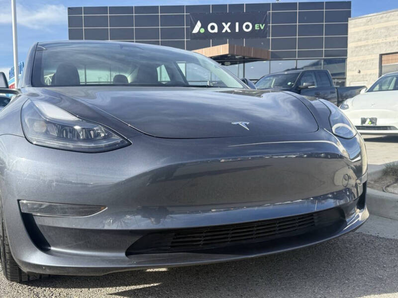 2023 Tesla Model 3 Performance
