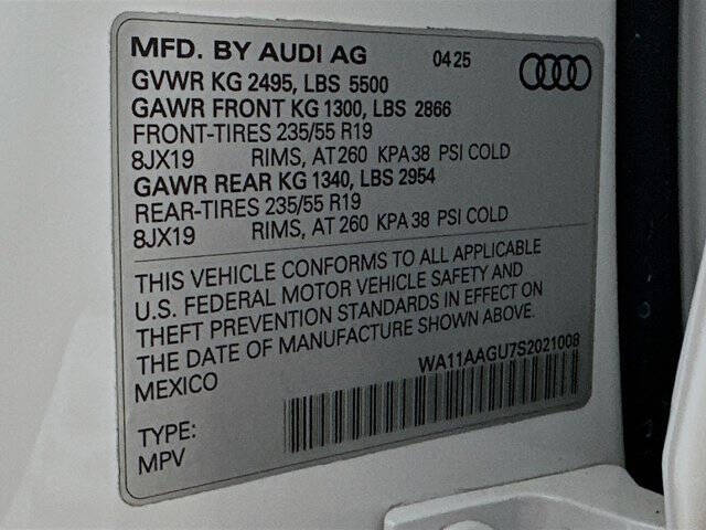 2025 Audi Q5 quattro Premium TFSI