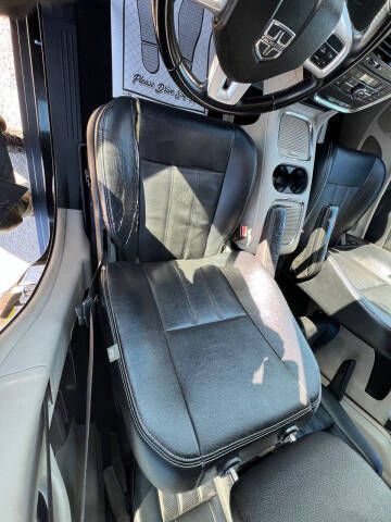 2015 Dodge Grand Caravan SE