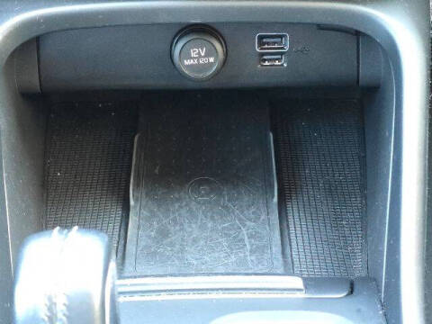 2020 Volvo XC40 T5 Momentum