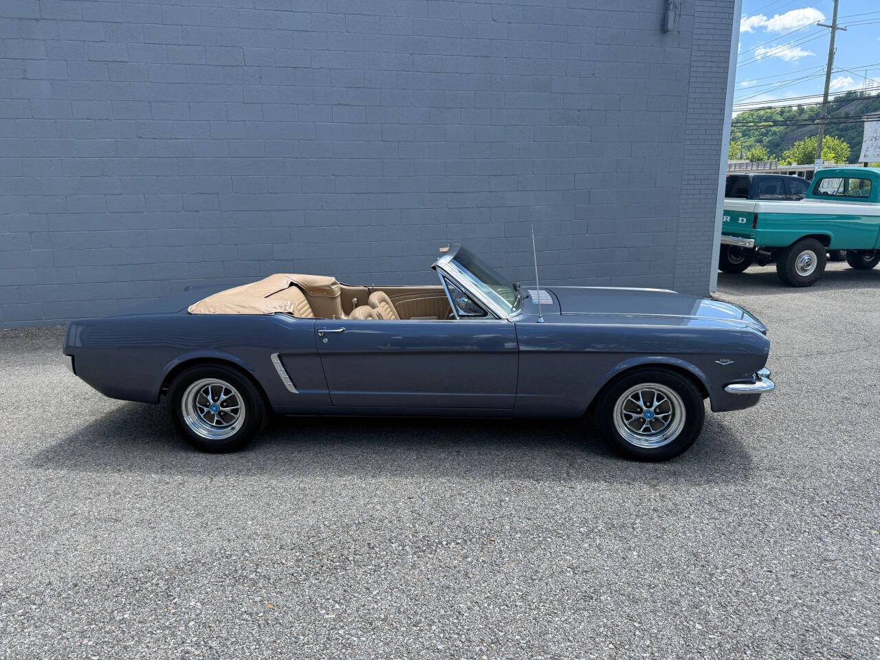1965 Ford Mustang 131