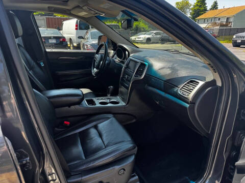 2011 Jeep Grand Cherokee Laredo