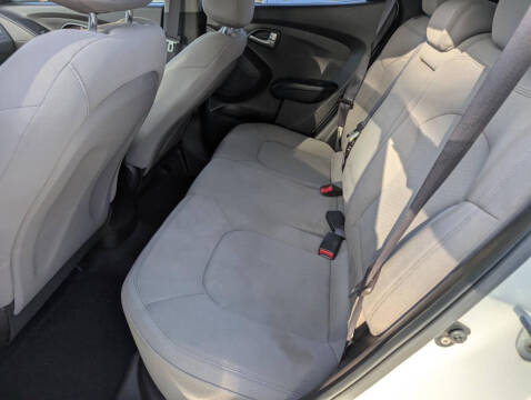 2012 Hyundai Tucson GL