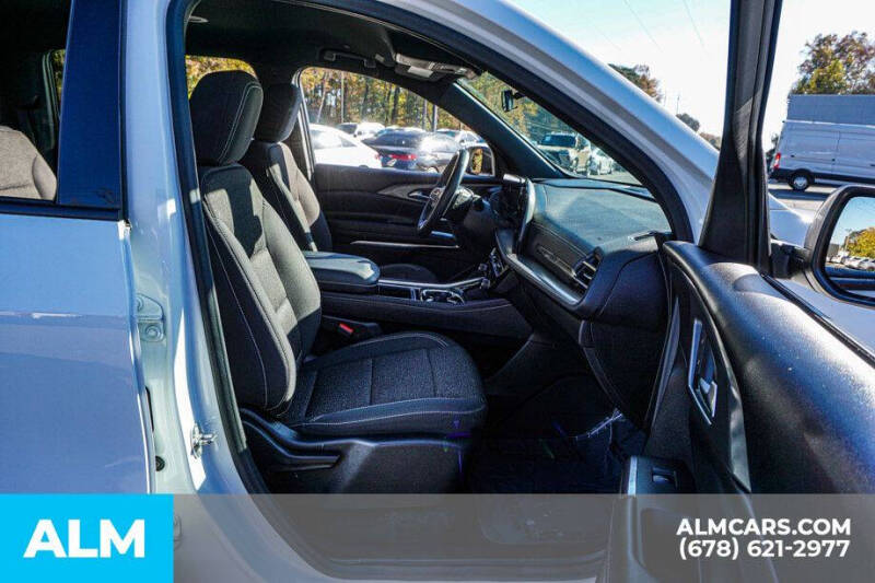 2024 Chevrolet Traverse LT