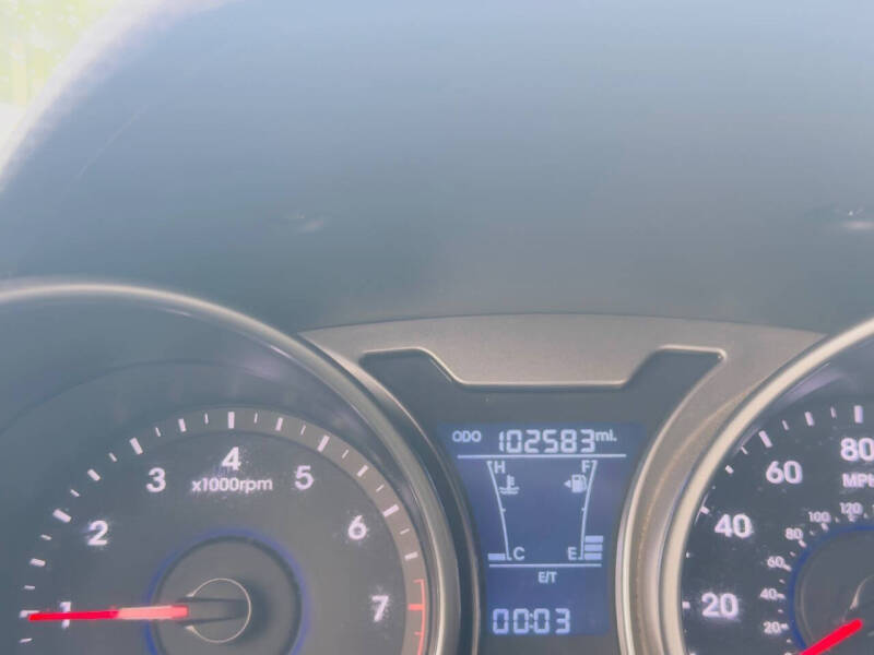 2012 Hyundai Veloster