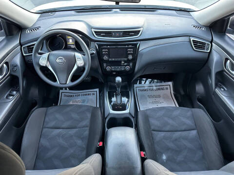 2015 Nissan Rogue SV