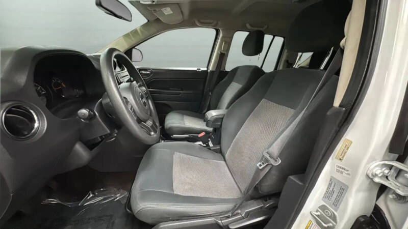 2016 Jeep Compass Sport