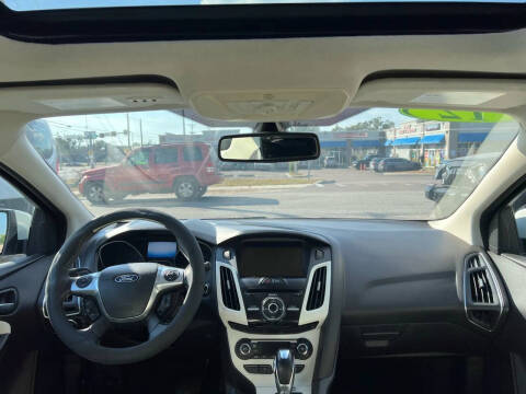 2012 Ford Focus Titanium