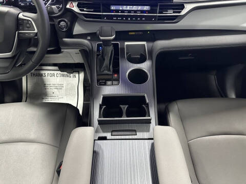 2025 Toyota Sienna