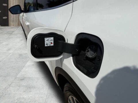 2020 Ford Escape Hybrid Titanium