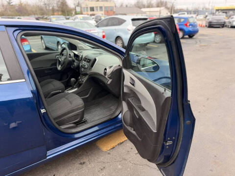 2012 Chevrolet Sonic LT