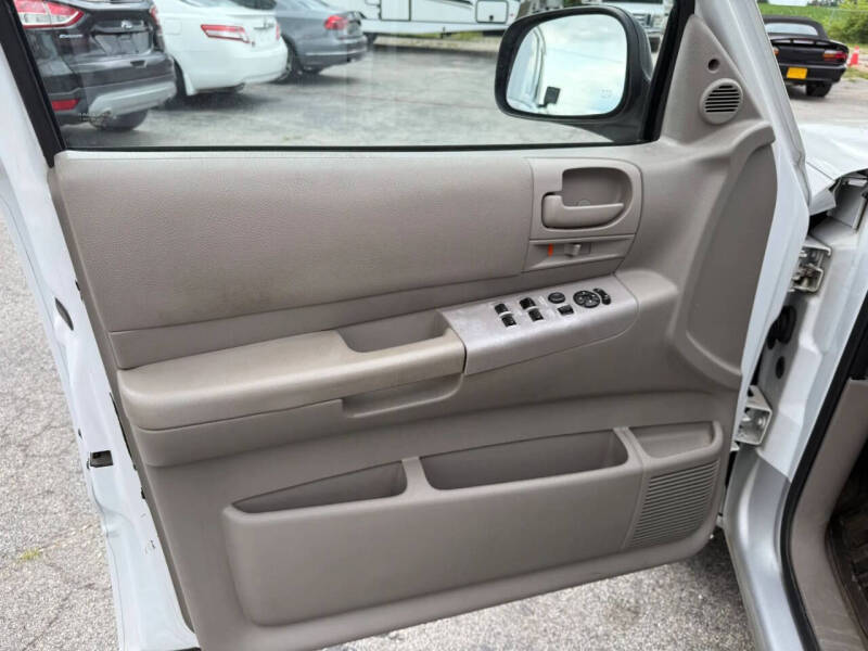 2003 Dodge Dakota