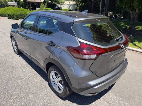 2023 Nissan Kicks S