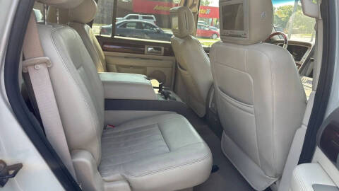 2004 Lincoln Navigator Luxury