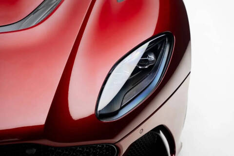 2023 Aston Martin DBS