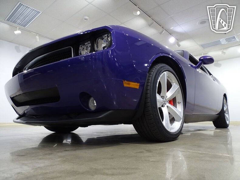 2010 Dodge Challenger SRT8