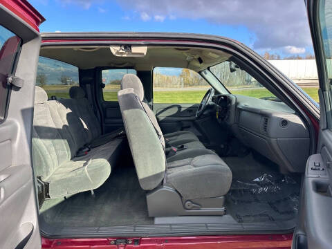 2004 Chevrolet Silverado 1500 LS