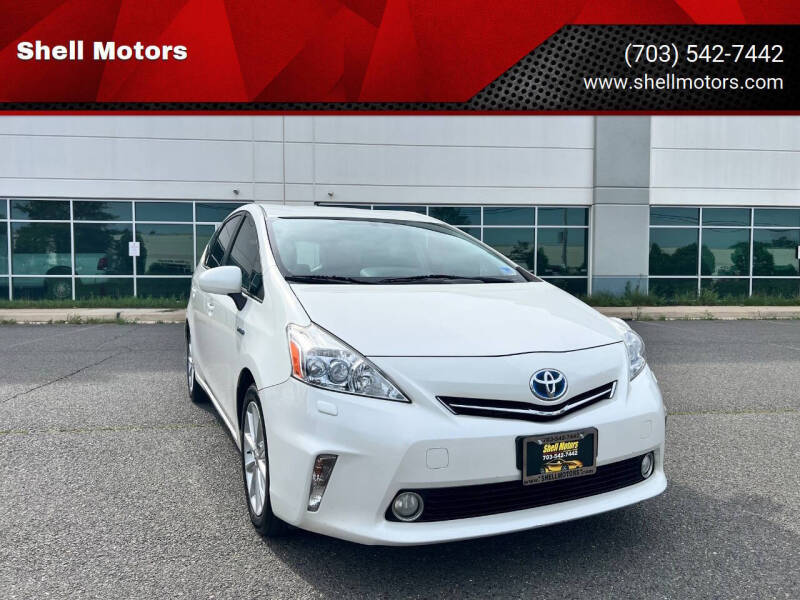 2012 Toyota Prius v Five