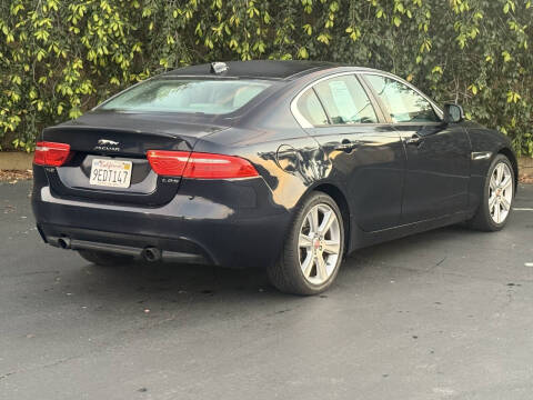 2017 Jaguar XE 25t Premium