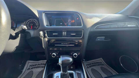 2017 Audi Q5 2.0T quattro Premium Plus