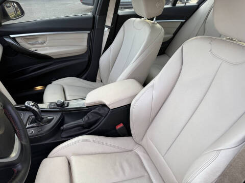 2017 BMW 3 Series 330i