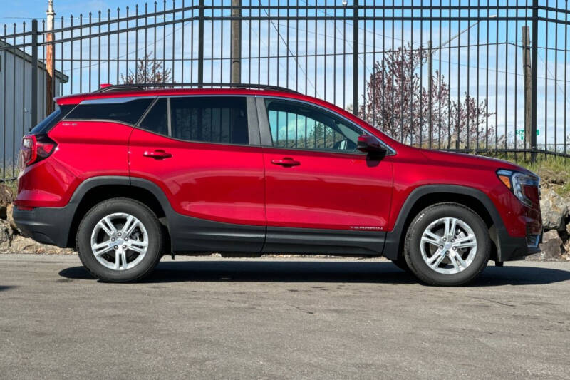 2023 GMC Terrain SLE