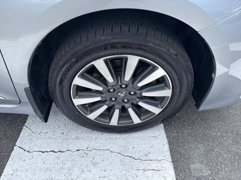 2018 Toyota Sienna LE 7-Passenger