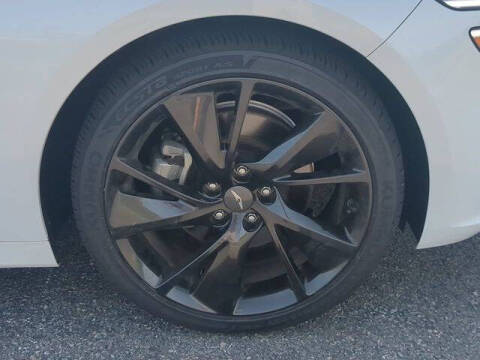 2023 Genesis G70