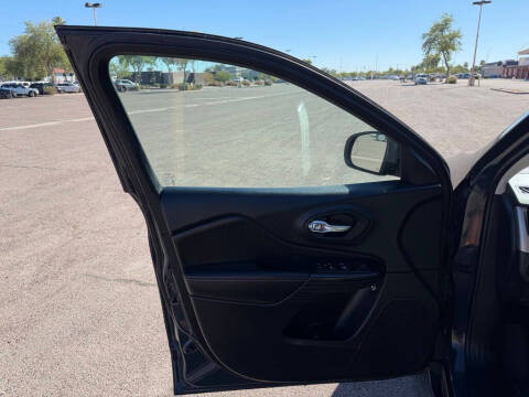 2017 Jeep Cherokee 75th Anniversary