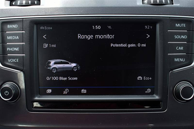 2016 Volkswagen e-Golf SE