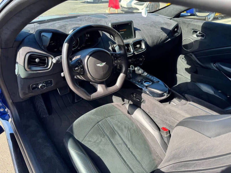 2020 Aston Martin Vantage