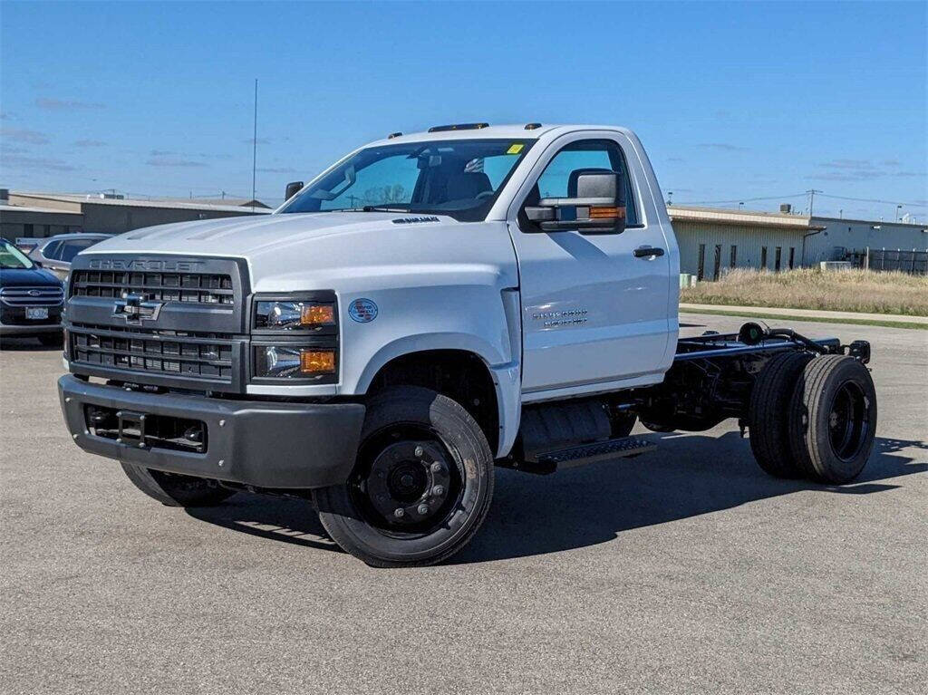 New 2023 Chevrolet Silverado 4500hd For Sale In Watertown, Wi 