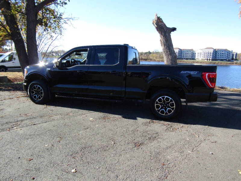 2023 Ford F-150 XLT photo 5