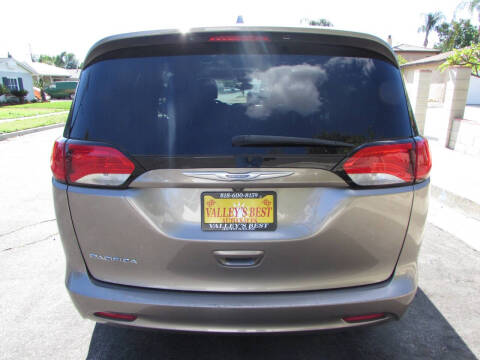 2017 Chrysler Pacifica Touring