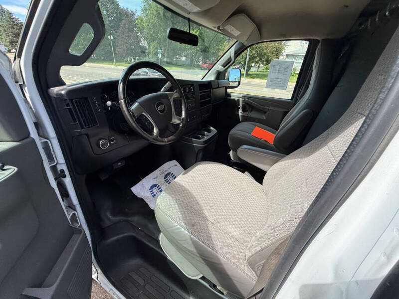2016 Chevrolet Express 2500