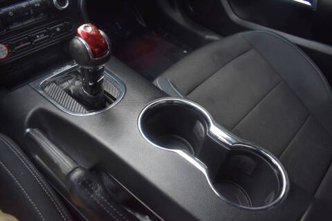 2015 Ford Mustang V6