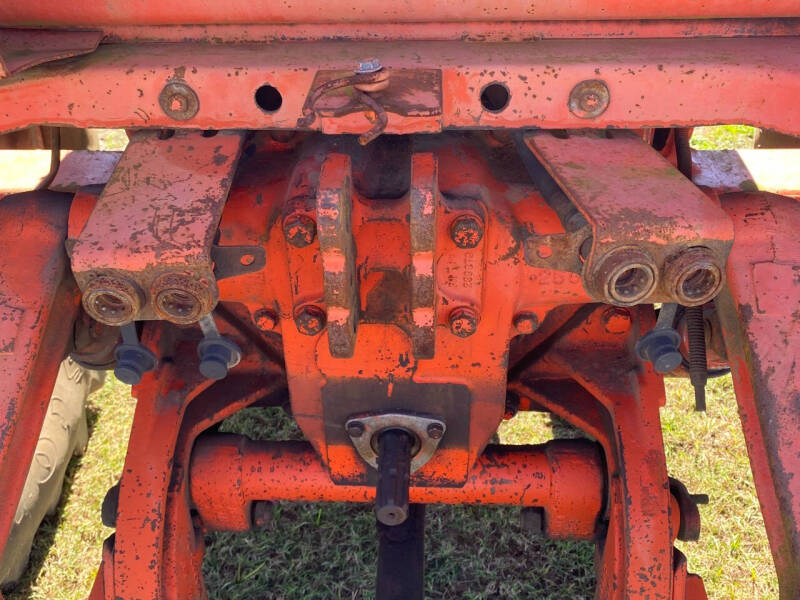 1973 Allis Chalmers 200