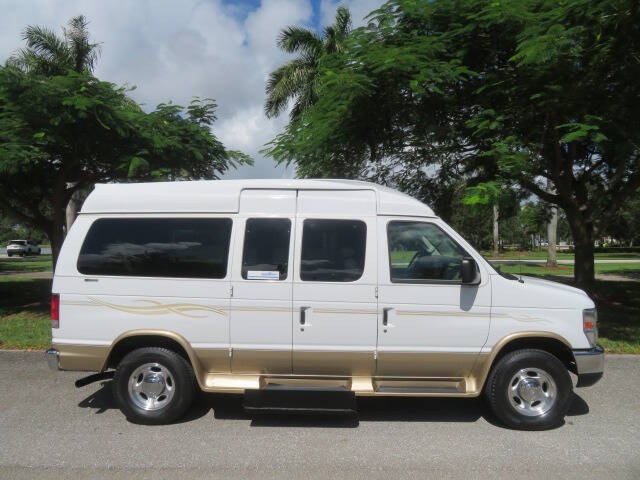 2014 Ford E-Series E-150