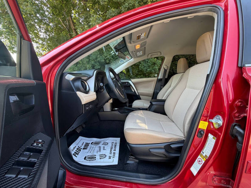 2013 Toyota RAV4 LE