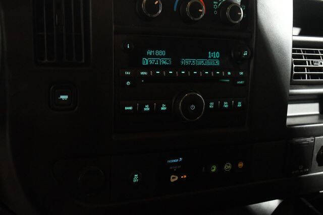 2017 Chevrolet Express LT 3500