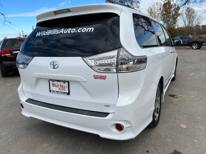 2014 Toyota Sienna SE 8-Passenger