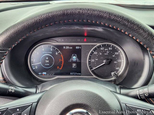 2020 Nissan Kicks SR