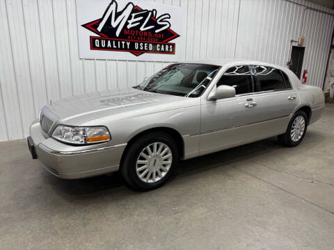 2004 Lincoln Town Car for sale at Mel's Motors in Ozark MO